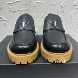 Picture of Prada Shoes _SKUPradasz38-45Z050318981